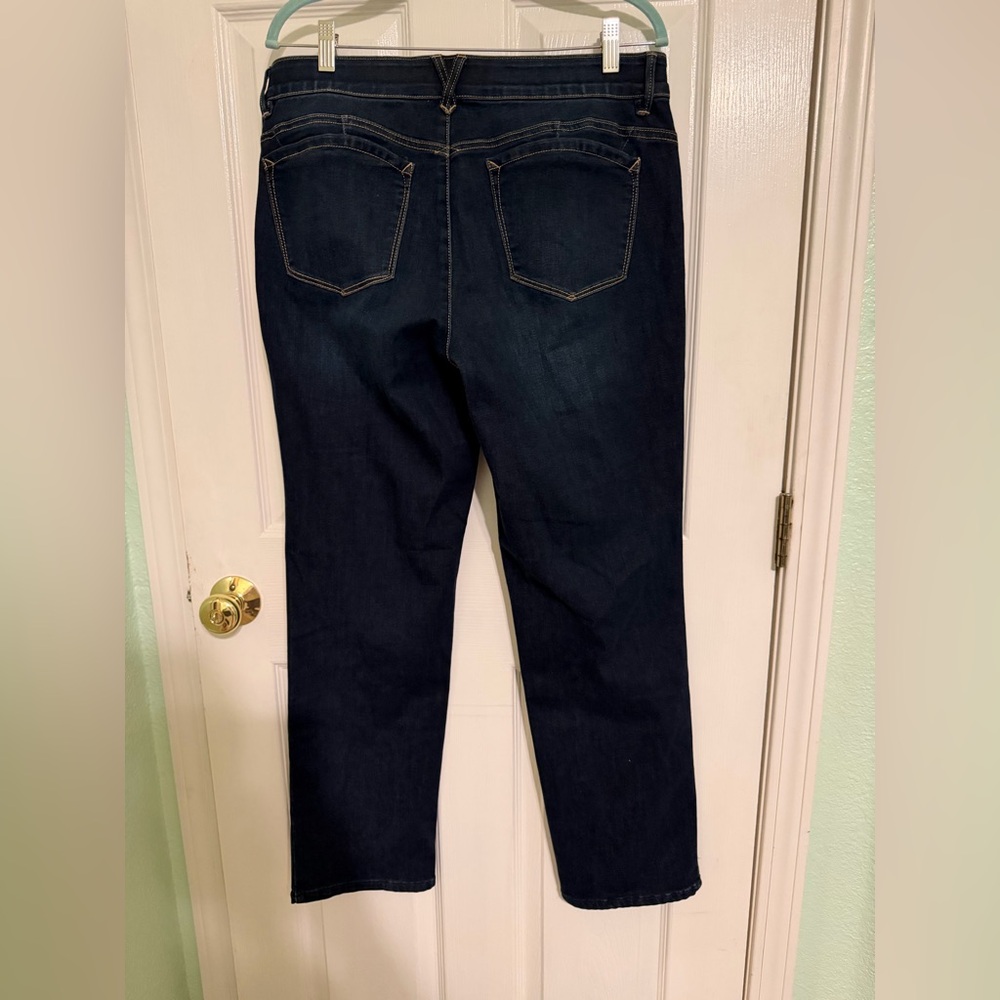 Democracy Straight Leg Jeans in Dark Blue Wash - Picture 3 of 3